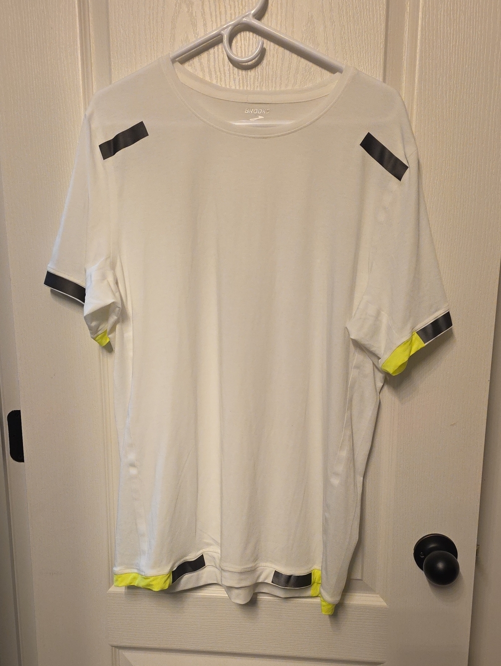 Brooks Carbonite Short Sleeve Performance Tee in White with Neon Yellow Accents - Picture 7 of 7
